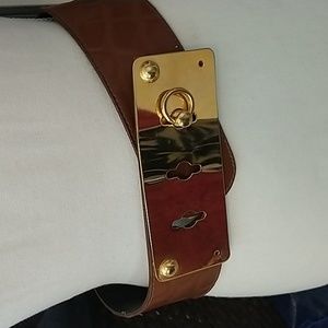 *Woman's Fashion Belt
